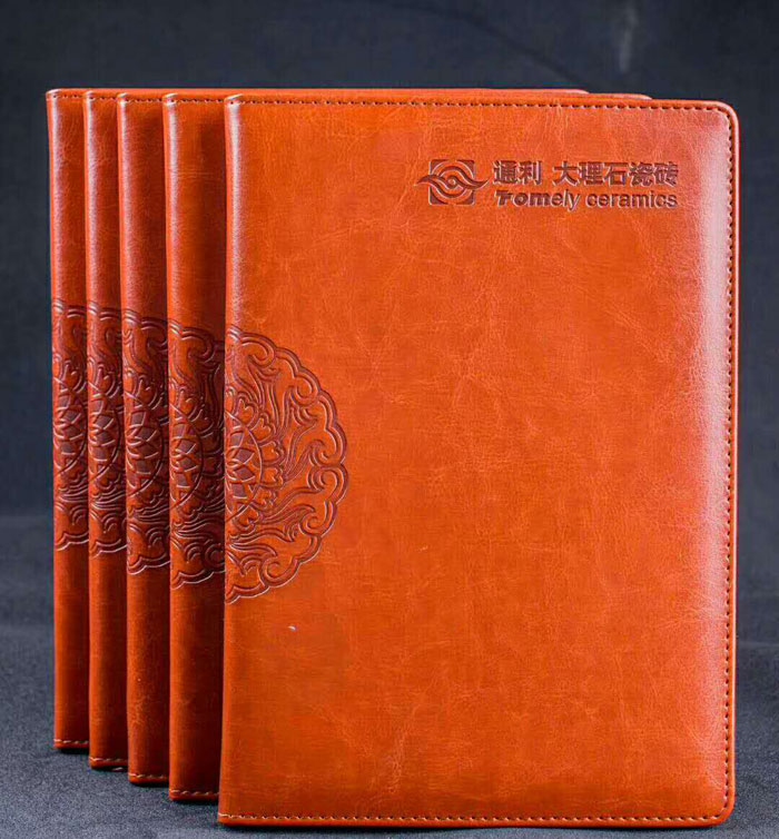 通利大理石瓷磚設(shè)計(jì)印刷的精裝書(shū)本